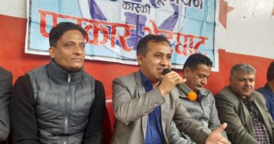 देउवाको बचाउ गर्दै प्रवक्ता शर्माले भने, 'सीमाबारे सरकारले सार्थक पहल नगर्दा कांग्रेसले आशंका गरेको हो'
