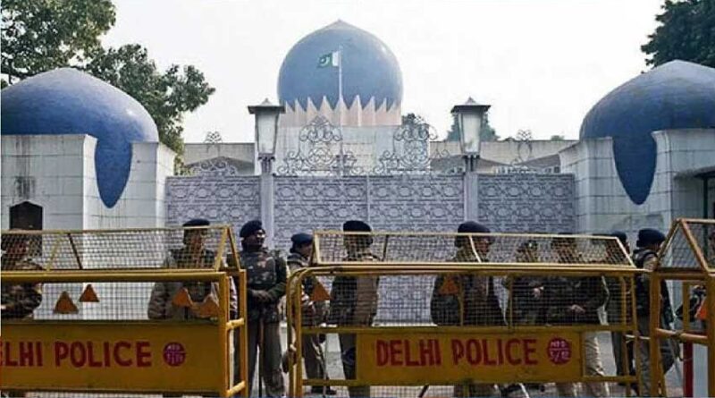 भारतले पाकिस्तानी दूतावासका कर्मचारीलाई देश निकाला गर्ने