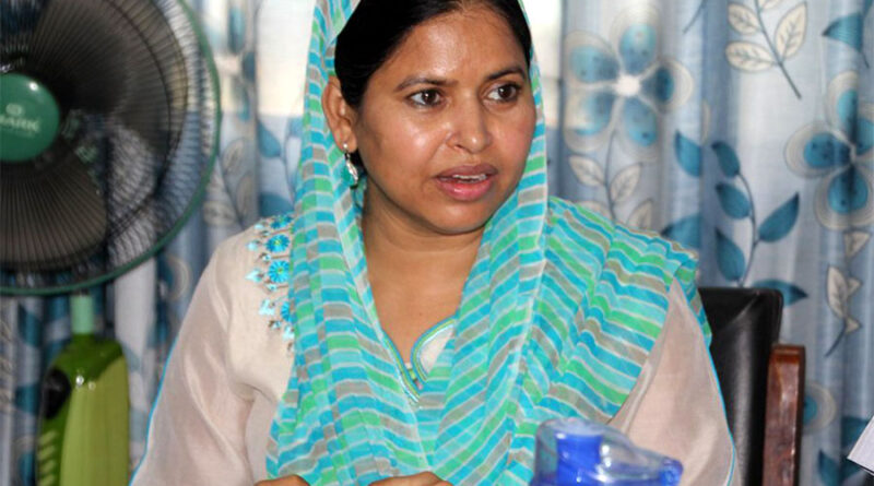 सरिता गिरीमाथिको कारवाही फिर्ता हुनुपर्छः मोहना अन्सारी