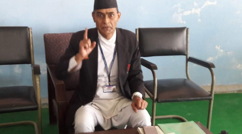 उपसचिव प्रेम सञ्जेल माथि कार्यकक्षमै कुटपिट